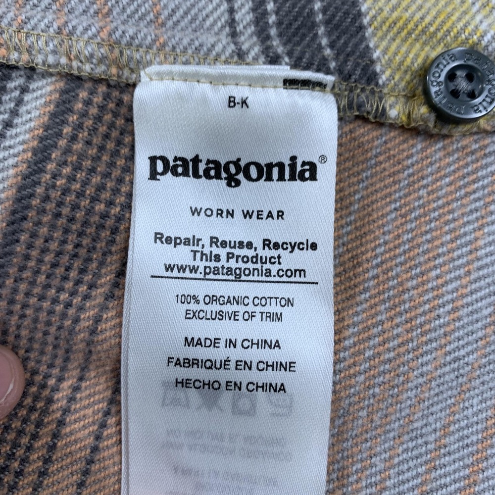 Patagonia Shirt Womens Small Bearfoot Tan Striped Fjord Flannel Outdoors Hiking - Picture 7 of 13